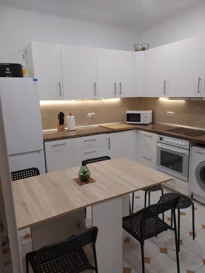 Amplio Apartamento Con Dos Patios Gijon Exterior photo